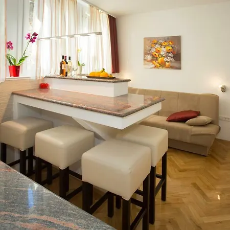& Lea Pensionat Split