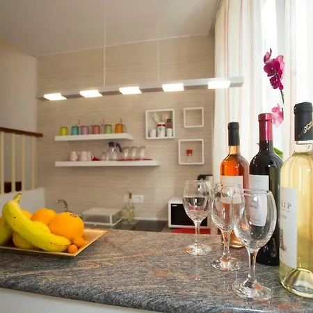 & Lea Гостьовий будинок Спліт